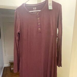 NWT Kindred Braverly bamboo nursing/maternity gown